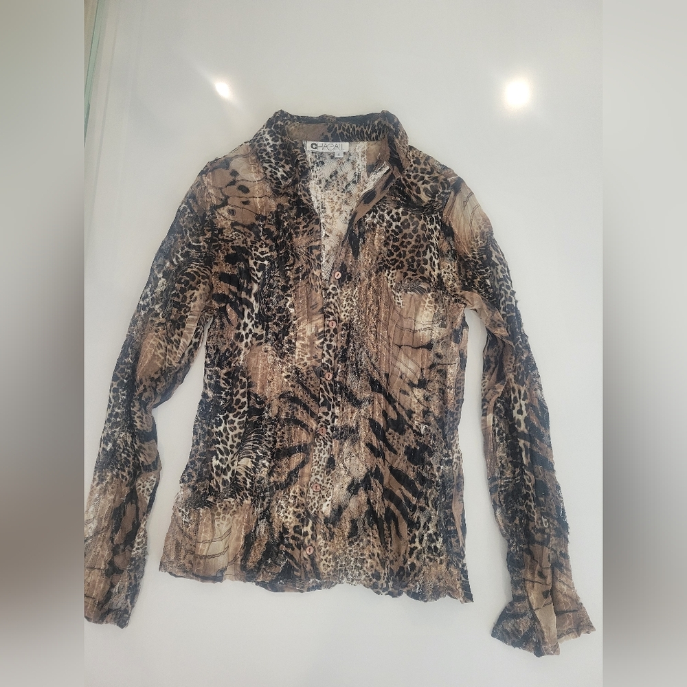 Mixed leopard, tiger print, lace shirt.